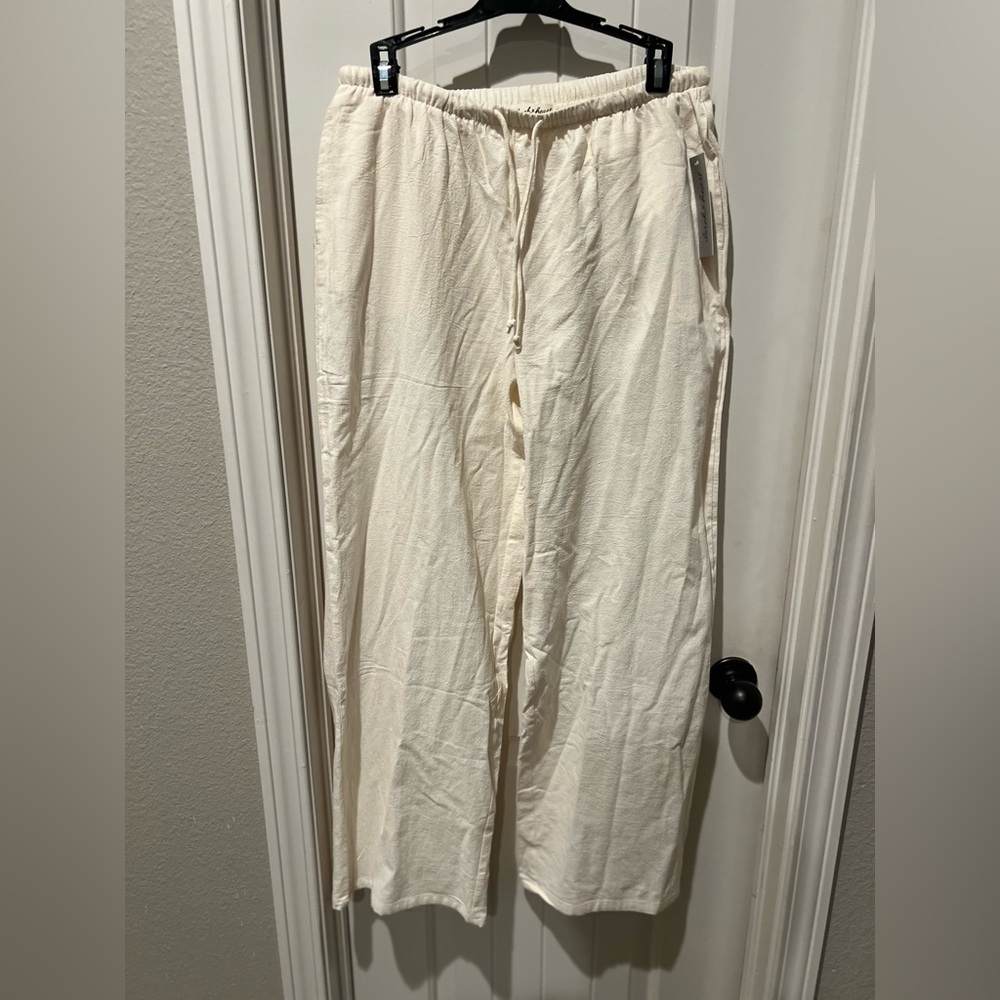 Derek Heart Women's Cream Wide Leg Pants